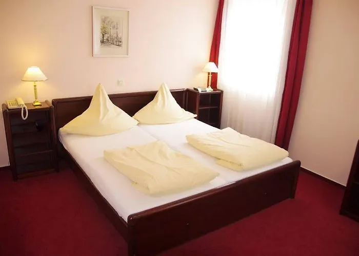 Otel Sonne Weingarten (Wuerttemberg)